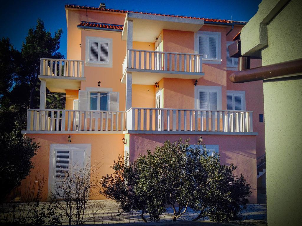 Villa Bella Vista Lumbarda Exteriör bild